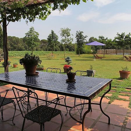 Hostal Nou De Crespia Bagian luar foto
