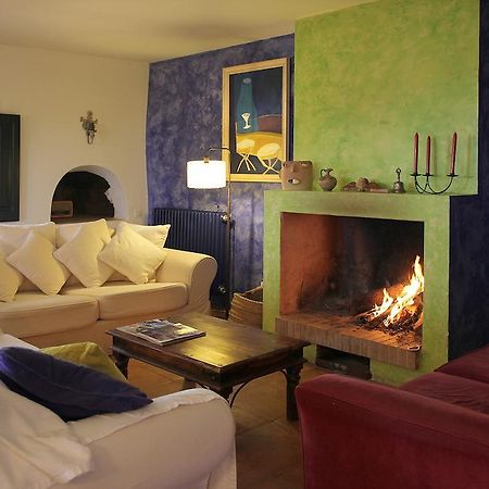 Hostal Nou De Crespia Bagian luar foto