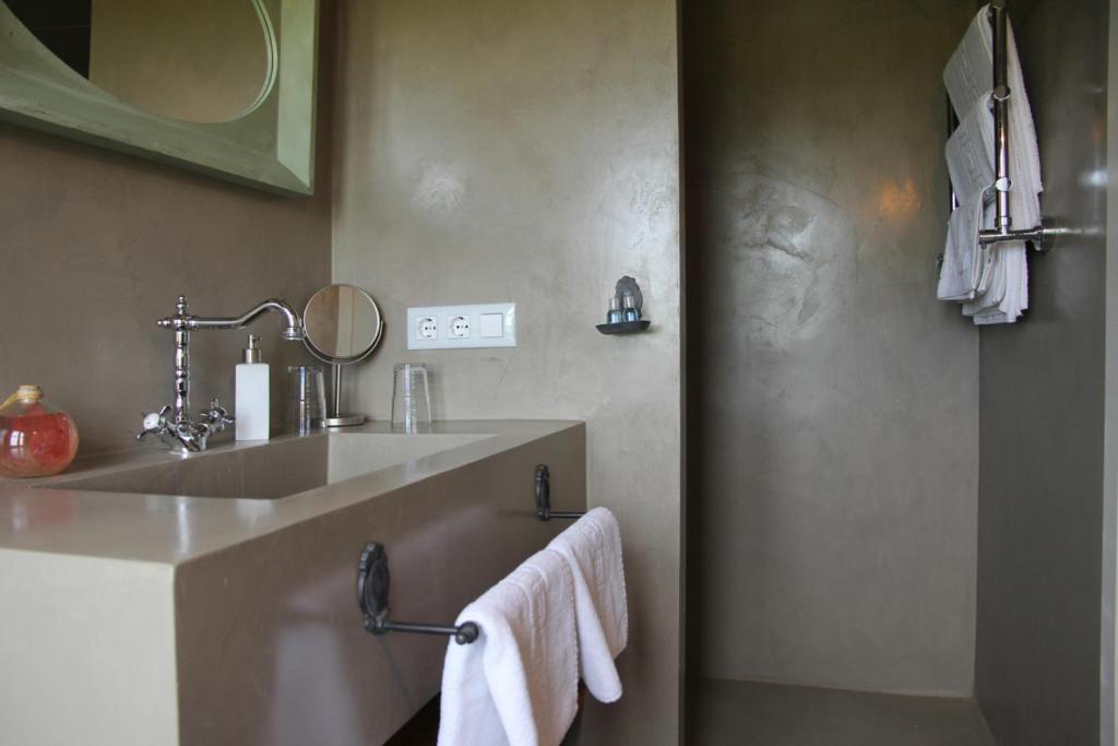 Hostal Nou De Crespia Ruang foto