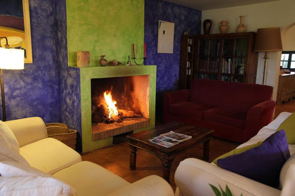 Hostal Nou De Crespia Bagian luar foto